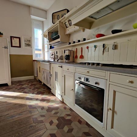 Elegante Trilocale A Milano Apartman Kültér fotó
