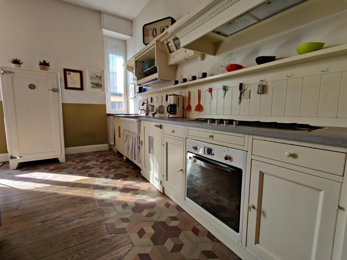 Elegante Trilocale A Milano Apartman Kültér fotó