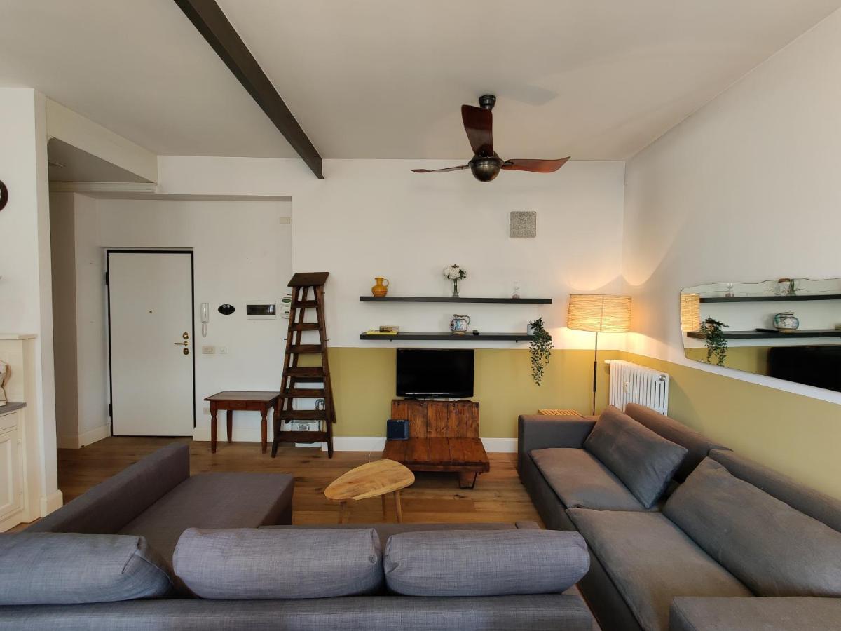 Elegante Trilocale A Milano Apartman Kültér fotó