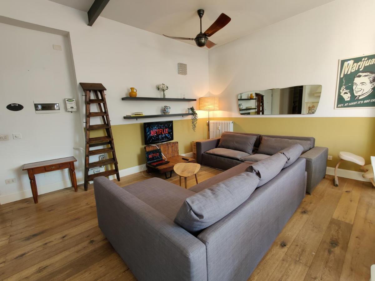 Elegante Trilocale A Milano Apartman Kültér fotó